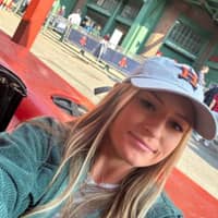 Sitter Profile Image: Taylor P.