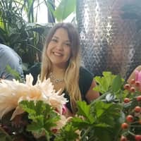 Sitter Profile Image: Mariah F.