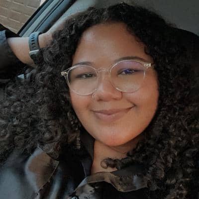 Sitter Profile Image: Makeya P.