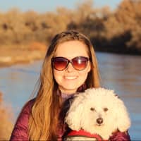 Sitter Profile Image: Hannah J.