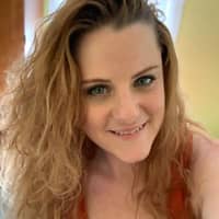 Sitter Profile Image: Rebecca L.