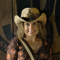 Sitter Profile Image: Gianna S.