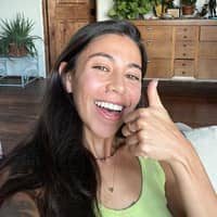 Sitter Profile Image: Juliet R.