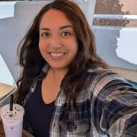 Sitter Profile Image: Amanda R.