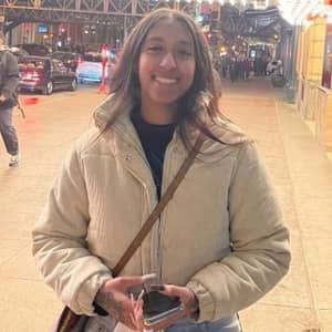 Sitter Profile Image: Elaine H.