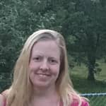 Sitter Profile Image: Tina L.