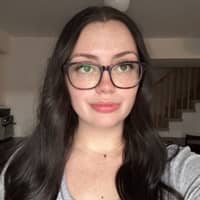 Sitter Profile Image: Donna R.