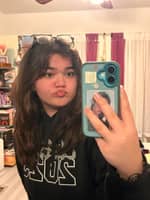 Sitter Profile Image: Zoe L.