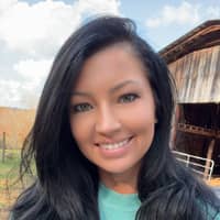 Sitter Profile Image: Heather D.