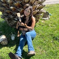 Sitter Profile Image: Pilar R.