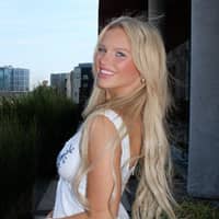 Sitter Profile Image: Madelyn J.