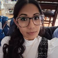 Sitter Profile Image: Riza A.