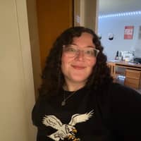 Sitter Profile Image: Victoria S.