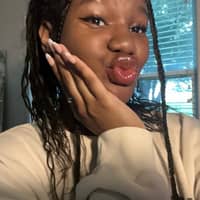 Sitter Profile Image: Caelyn S.