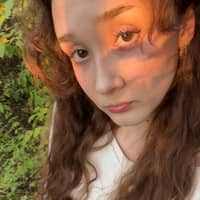 Sitter Profile Image: Elanor R.
