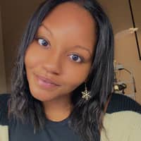 Sitter Profile Image: Jena C.