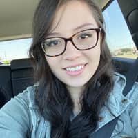 Sitter Profile Image: Laresa L.