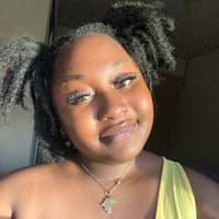 Sitter Profile Image: Sytavia M.