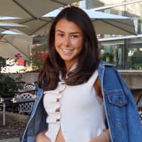 Sitter Profile Image: Jennifer F.