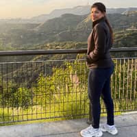 Sitter Profile Image: Manisha & Ravinder D.