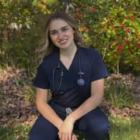 Sitter Profile Image: Taylor R.