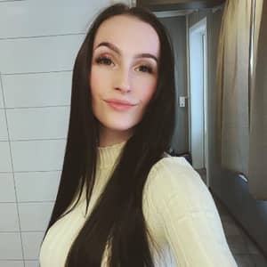 Sitter Profile Image: Camilla B.