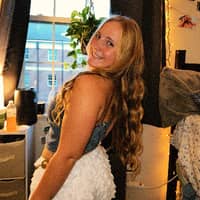 Sitter Profile Image: Hannah S.