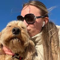 Sitter Profile Image: Eleanor S.