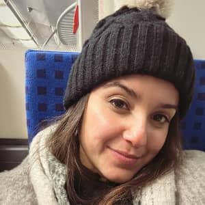 Sitter Profile Image: Leticia F.