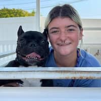 Sitter Profile Image: Abigail L.