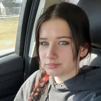 Sitter Profile Image: Serena L.