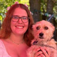 Sitter Profile Image: Susan H.