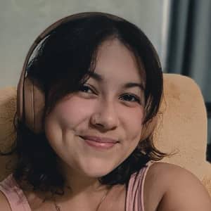 Sitter Profile Image: Gabriela M.