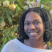 Sitter Profile Image: naomi c.