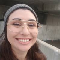 Sitter Profile Image: Tina L.