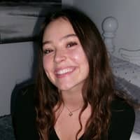 Sitter Profile Image: Evelyn L.