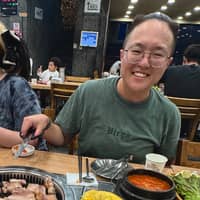 Sitter Profile Image: Irae Y.