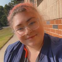 Sitter Profile Image: Samantha L.