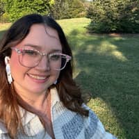 Sitter Profile Image: Vanessa H.