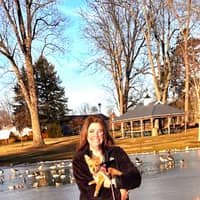 Sitter Profile Image: Shannon D.