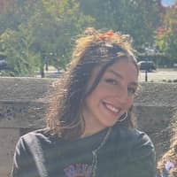 Sitter Profile Image: Isabella O.