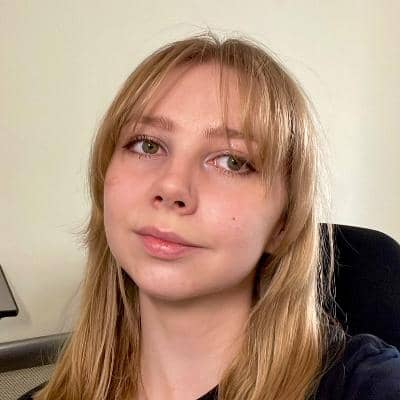 Sitter Profile Image: Saara-Maria T.