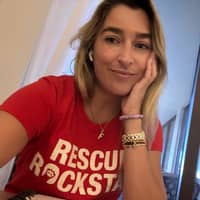 Sitter Profile Image: Veronica S.