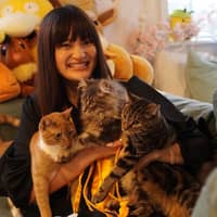 Sitter Profile Image: Iris L.