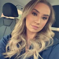 Sitter Profile Image: Francesca R.