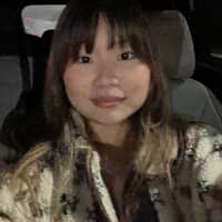 Sitter Profile Image: Jennifer V.