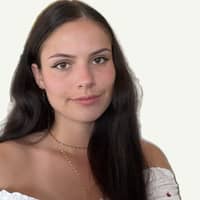 Photo de profil du pet sitter : Héloïse T.