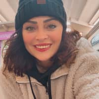 Sitter Profile Image: Cigdem O.