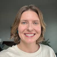 Sitter Profile Image: Tereza J.