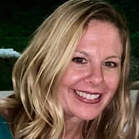 Sitter Profile Image: Lindsay B.